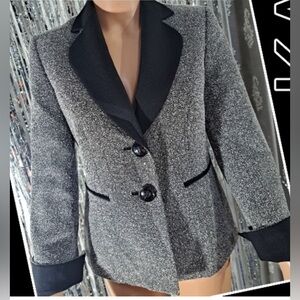 KASPER SEPARATES BLACK&WHITE BLAZER SIZE 4P